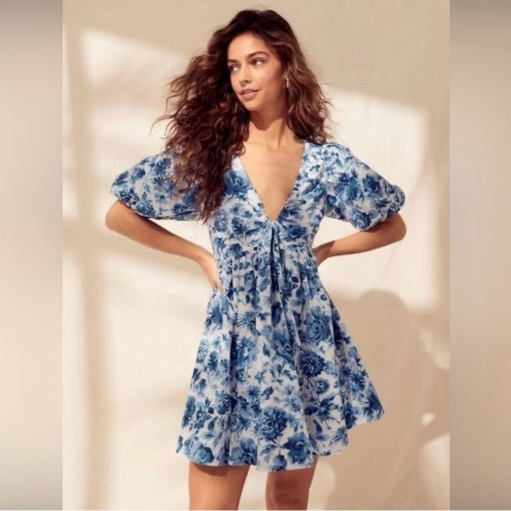 Women’s Abercrombie & Fitch dress Size Medium